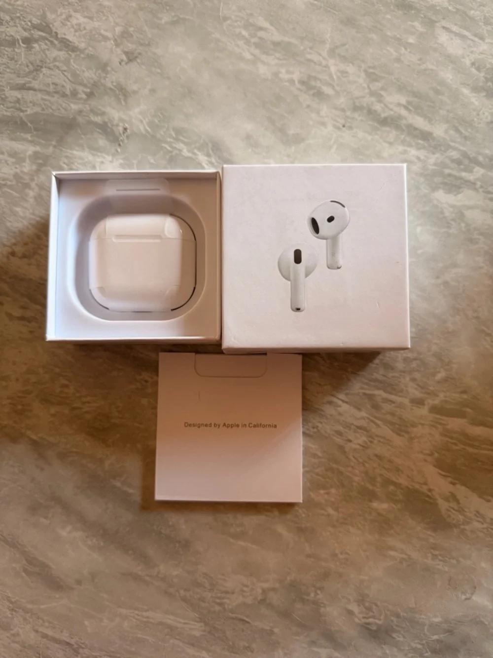 Apple airpods active